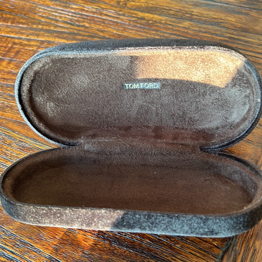 Tom Ford Aviator! - Picture 3 of 4